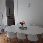 Marys Lägenhet *