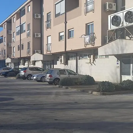 Marys Apartment